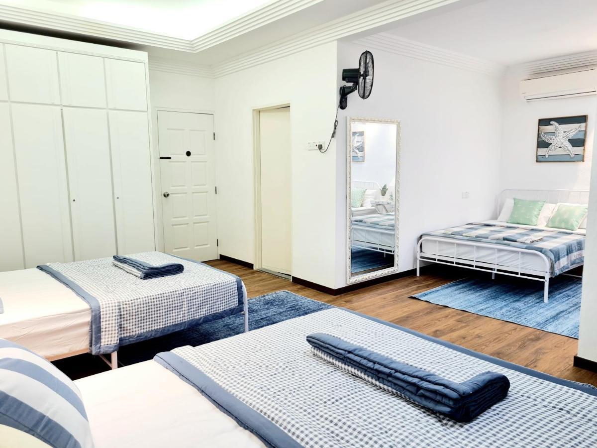 527 Beachhouse L 5 Bedroom With Swimming Pool - 3min Walk To The Holiday home