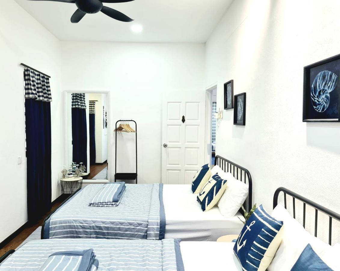 527 Beachhouse L 5 Bedroom With Swimming Pool - 3min Walk To The Holiday home Tanjung Bungah (Penang)
