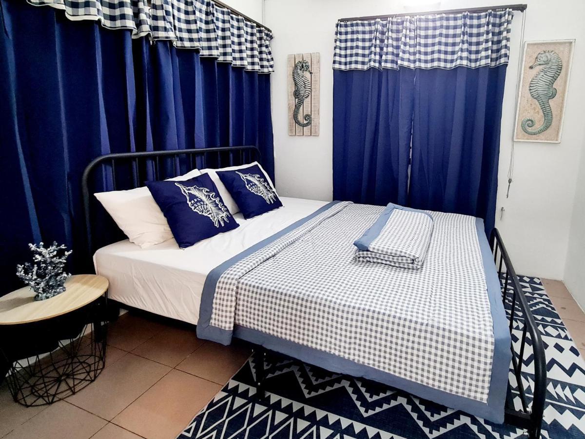 527 Beachhouse L 5 Bedroom With Swimming Pool - 3min Walk To The Holiday home Tanjung Bungah (Penang)