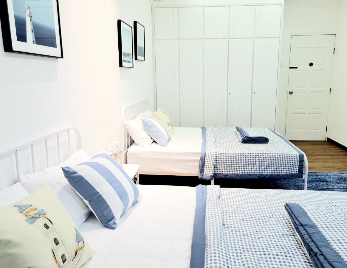 Holiday home 527 Beachhouse L 5 Bedroom With Swimming Pool - 3min Walk To The