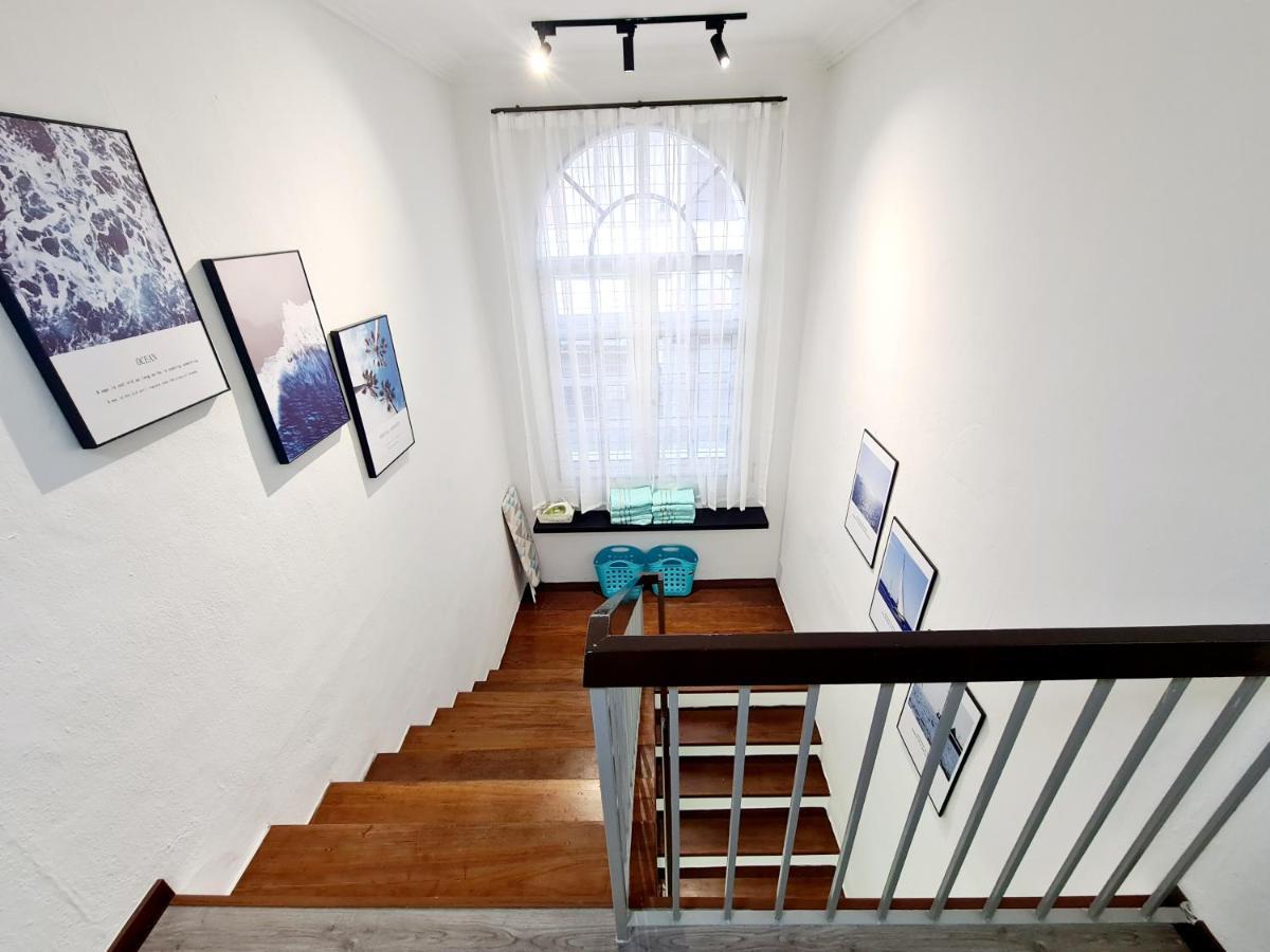 527 Beachhouse L 5 Bedroom With Swimming Pool - 3min Walk To The Holiday home