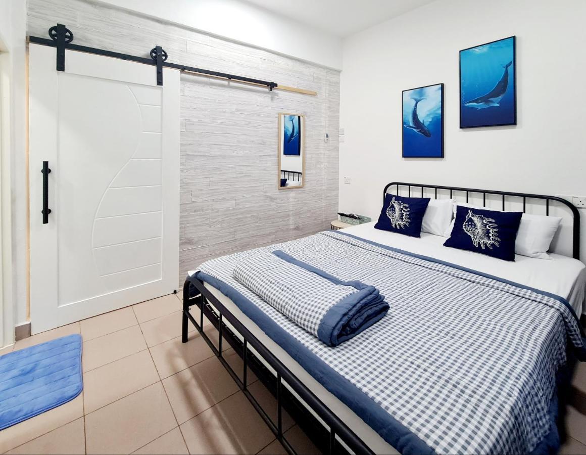 Holiday home 527 Beachhouse L 5 Bedroom With Swimming Pool - 3min Walk To The Tanjung Bungah (Penang)