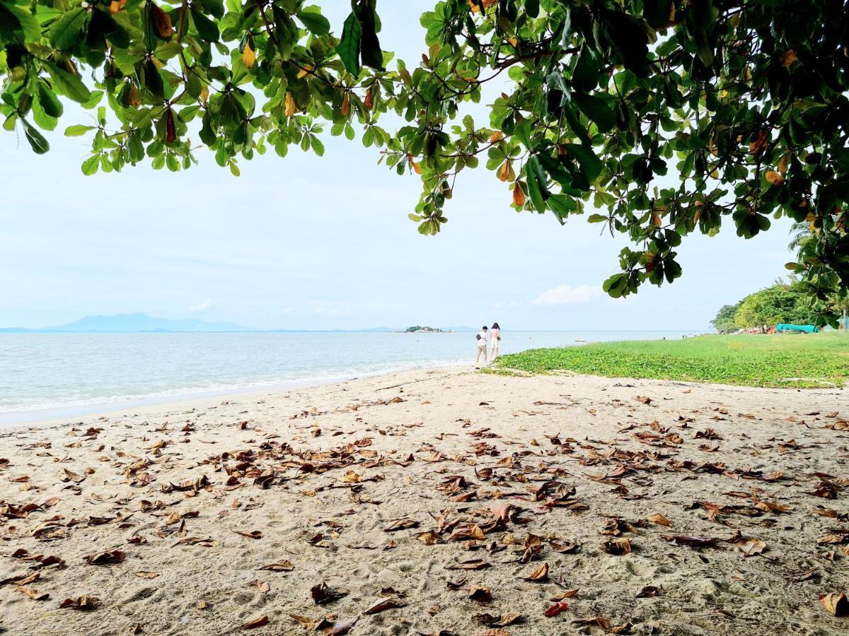 Holiday home 527 Beachhouse L 5 Bedroom With Swimming Pool - 3min Walk To The Tanjung Bungah (Penang)