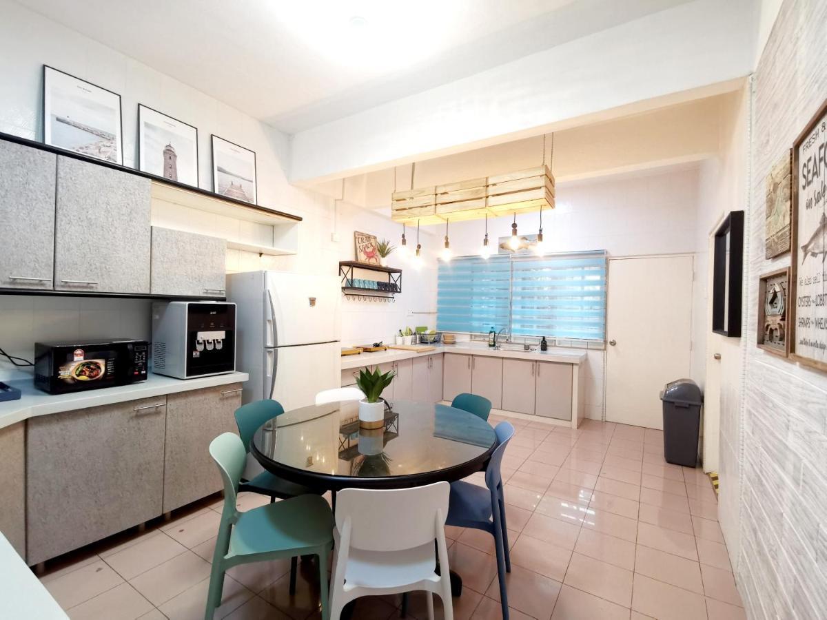 527 Beachhouse L 5 Bedroom With Swimming Pool - 3min Walk To The Tanjung Bungah (Penang)